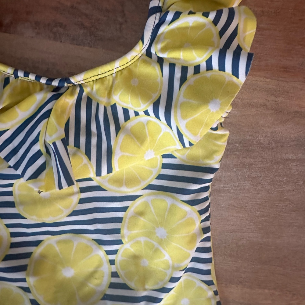 Lemon Print Ruffle Swimsuit - Picture 3 of 4